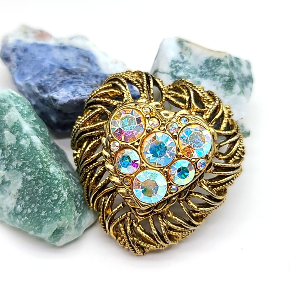 Exquisite! Vintage Accessocraft Circa 1950-60's Aurora Borealis Heart Brooch!